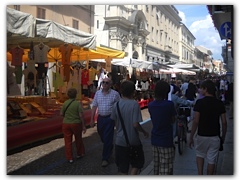 Mercato di Borgomanero